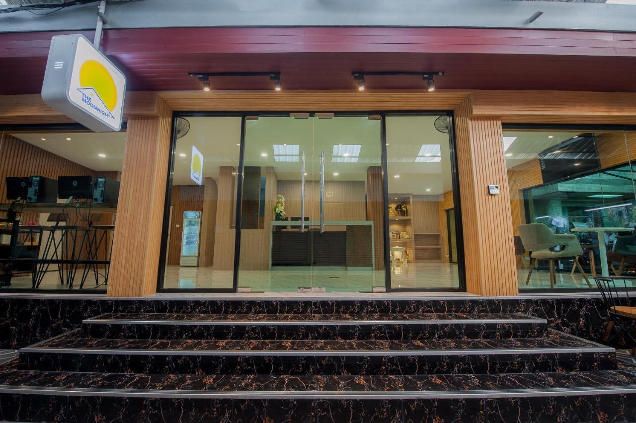 เดอะ มูนไนท์ โฮเต็ล Hostel กรุงเทพมหานคร ภายนอก รูปภาพ