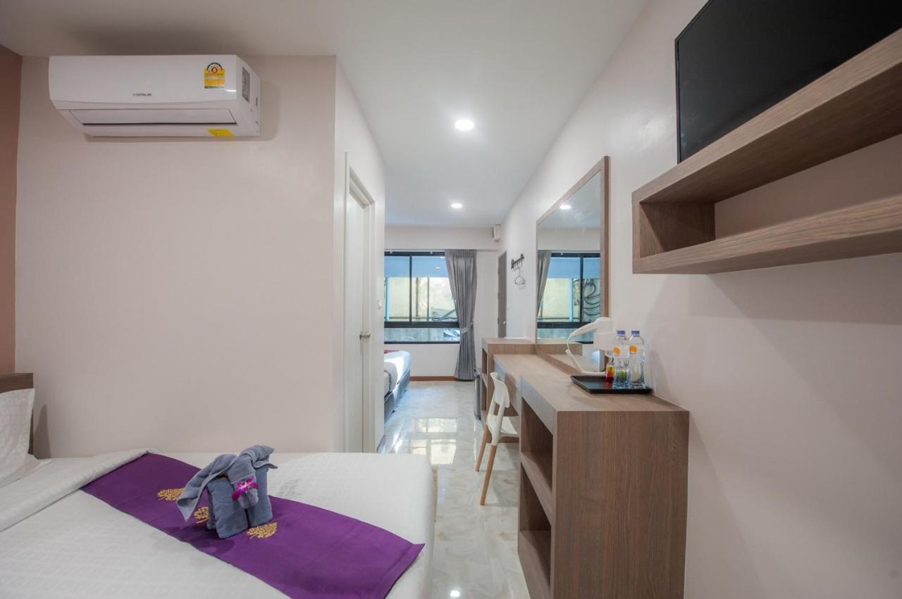 เดอะ มูนไนท์ โฮเต็ล Hostel กรุงเทพมหานคร ภายนอก รูปภาพ