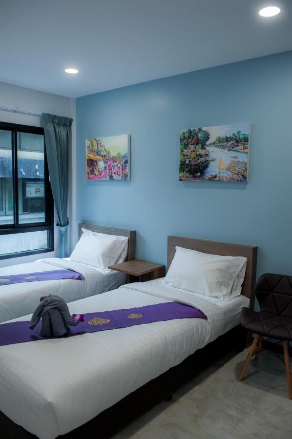 เดอะ มูนไนท์ โฮเต็ล Hostel กรุงเทพมหานคร ภายนอก รูปภาพ